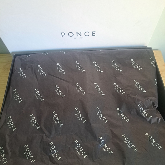 Ponce Est. 1938 - Picture 3 of 9